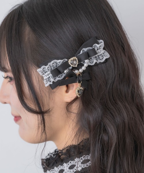 ROJITA（ロジータ）の「ギャザーレースレイヤードクリップセット（バレッタ/ヘアクリップ・レディース・ブラック/ブルー/ホワイト/ピンク・FREE）」の20枚目の写真