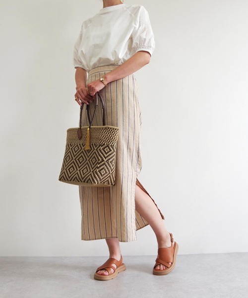 BUENO（ブエノ）の「BUENO （ブエノ） / 本革 バックストラップ レザーサンダル A2605（サンダル・レディース・サンドベージュ/ブラウン/ブラック・35/36/37/38/39）」の7枚目の写真