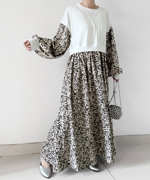 Doux Belle(ドゥーベル)の「ドッキング花柄ロングワンピース(ワンピース・レディース・ベージュ系その他/ベージュ/ブラック・MEDIUM)」の3枚目の写真