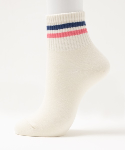 NAVY（ネイビー）の「NAVY クォーター丈 2ラインソックス 23-25cm（ソックス/靴下・レディース・グレー/オフホワイト/クリーム・FREE）」の3枚目の写真