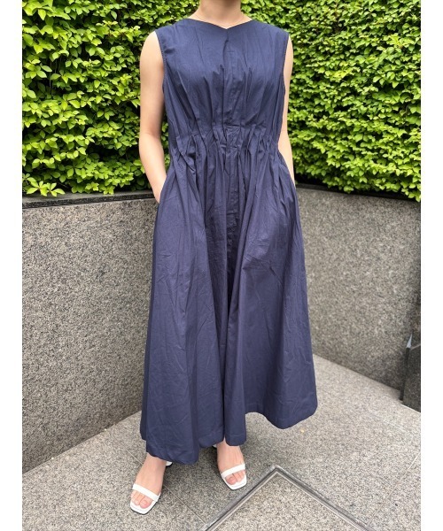 Day and Grade（デイアンドグレイド）の「綿ブロードタックノースリOP（ワンピース・レディース・ネイビー/ブラック・FREE）」の12枚目の写真