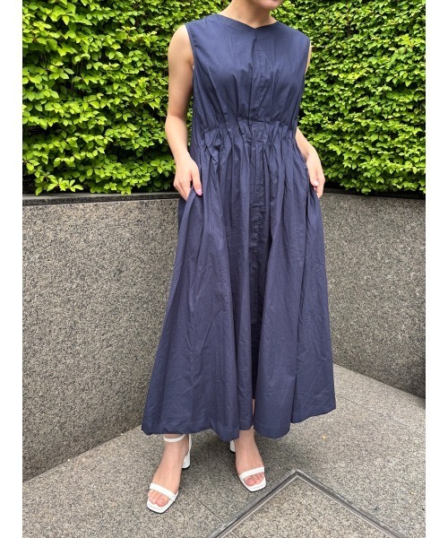 Day and Grade（デイアンドグレイド）の「綿ブロードタックノースリOP（ワンピース・レディース・ネイビー/ブラック・FREE）」の11枚目の写真