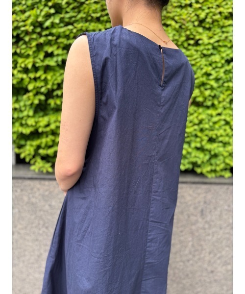 Day and Grade（デイアンドグレイド）の「綿ブロードタックノースリOP（ワンピース・レディース・ネイビー/ブラック・FREE）」の14枚目の写真