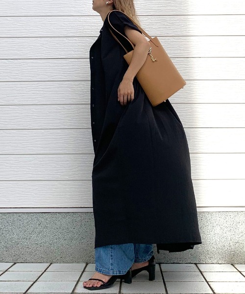 Q（キュー）の「スパンローンルーズワンピース（シャツワンピース・レディース・ブラック/オリーブ・MEDIUM）」の14枚目の写真