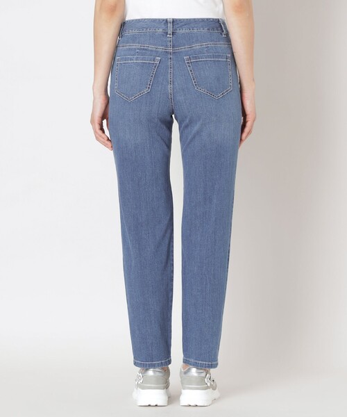 TO BE CHIC(トゥー ビー シック)の「ストレッチ デニムパンツ(デニムパンツ・レディース・オフホワイト/ブルー系その他2・40)」の7枚目の写真