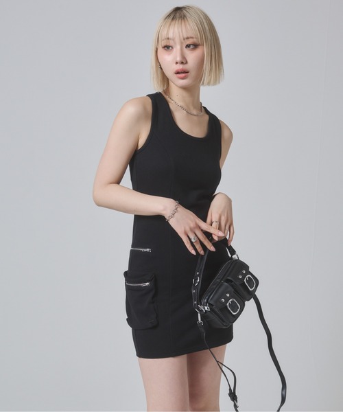 ENVYM（アンビー）の「ビッグポケットタンクワンピース（ワンピース・レディース・ブラック/ブルー/グレー・FREE）」の4枚目の写真