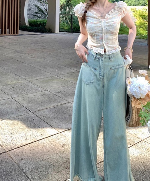 Teem Store(チームストア)の「花柄フリルシャツ(シャツ/ブラウス・レディース・アイボリー・M/S)」の2枚目の写真