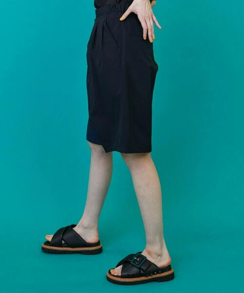 FRAPBOIS(フラボア)の「トーンハーフ パンツ(その他パンツ・レディース・ベージュ系その他/ブルー系その他・1/2)」の3枚目の写真