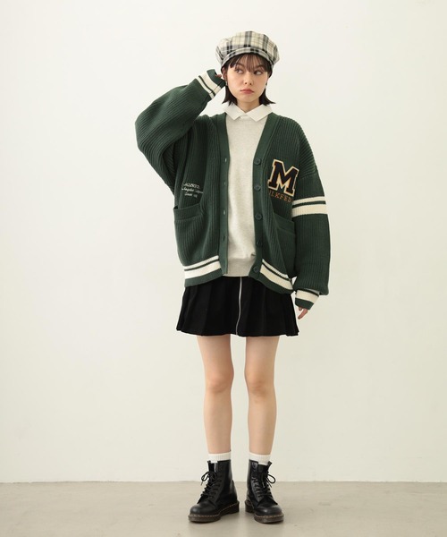 MILKFED.（ミルクフェド）の「ICING LOGO WIDE CREW SWEAT TOP（スウェット・レディース・オートミール/チャコール/ネイビー・M/L）」の14枚目の写真