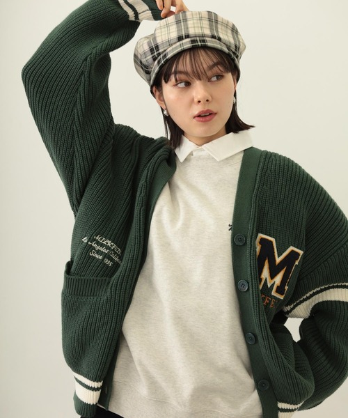 MILKFED.（ミルクフェド）の「ICING LOGO WIDE CREW SWEAT TOP（スウェット・レディース・オートミール/チャコール/ネイビー・M/L）」の17枚目の写真