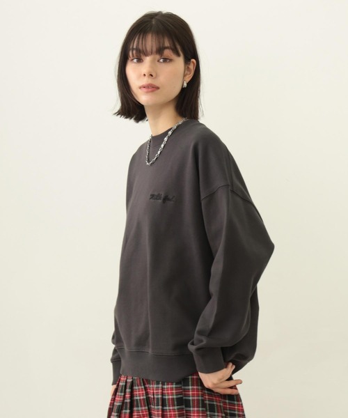 MILKFED.（ミルクフェド）の「ICING LOGO WIDE CREW SWEAT TOP（スウェット・レディース・オートミール/チャコール/ネイビー・M/L）」の18枚目の写真