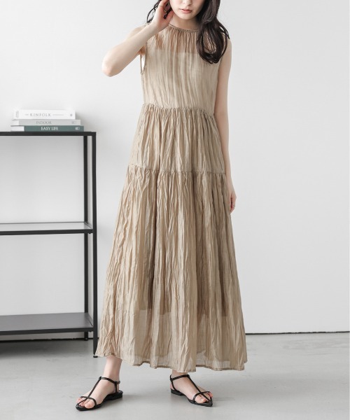Lajour（ラジュール）の「[日本製]  シアー ティアードワンピース（ワンピース・レディース・ブラウン/グレー/ベージュ・M/L）」の3枚目の写真