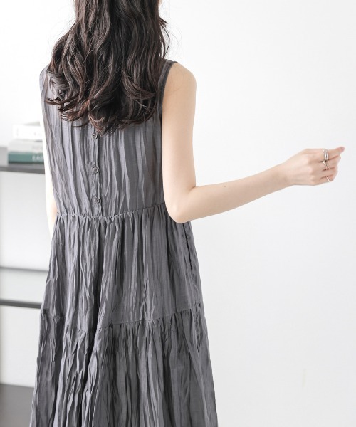 Lajour（ラジュール）の「[日本製]  シアー ティアードワンピース（ワンピース・レディース・ブラウン/グレー/ベージュ・M/L）」の9枚目の写真