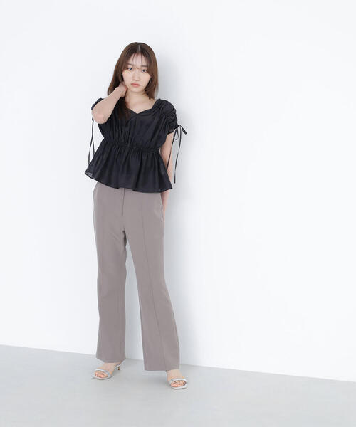 NATURAL BEAUTY BASIC（ナチュラルビューティーベーシック）の「◇【Oggi掲載】シアードロストギャザーブラウス（シャツ/ブラウス・レディース・オフホワイト/ブラック/ワイン・SMALL/MEDIUM）」の8枚目の写真