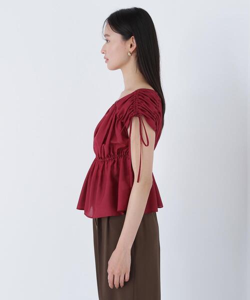 NATURAL BEAUTY BASIC（ナチュラルビューティーベーシック）の「◇【Oggi掲載】シアードロストギャザーブラウス（シャツ/ブラウス・レディース・オフホワイト/ブラック/ワイン・SMALL/MEDIUM）」の11枚目の写真