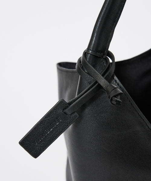 YArKA（ヤーカ）の「【ARUTEMIKA/アルテミカ】リアルレザービッグトートバッグ /ショルダー/ユニセックス（トートバッグ・メンズ・ブラック・フリー）」の7枚目の写真