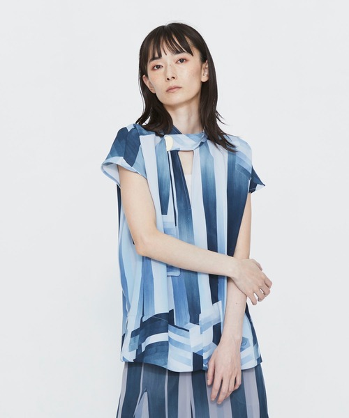 HARUNOBUMURATA(ハルノブムラタ)の「【HARUNOBUMURATA/ハルノブムラタ】別注 HEPBURN SL by KYOTO MARBLE/フレンチスリーブボウタイブラウス/京都マーブル(シャツ/ブラウス・レディース・ライトブルー/ダークブルー・34/36)」の11枚目の写真