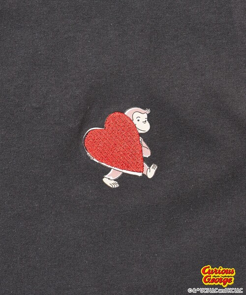 FREAK'S STORE（フリークスストア）の「「おさるのジョージ」ハート 刺繍Tシャツ／ビッグシルエットTシャツ（Tシャツ/カットソー・レディース・チャコール/オフホワイト・ﾌﾘ-）」の14枚目の写真