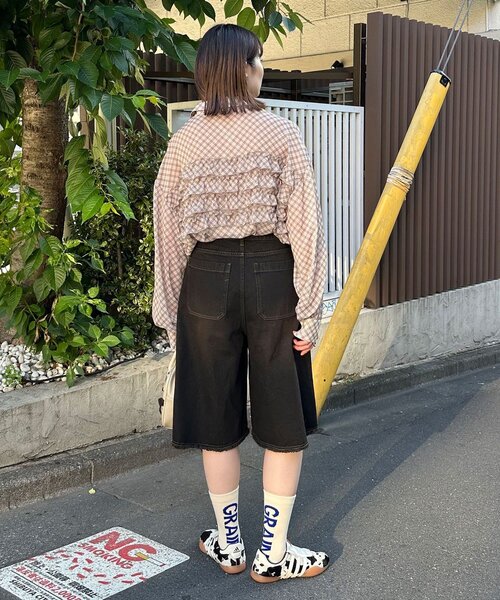 CIAOPANIC(チャオパニック)の「オーバーダイダメージハーフデニムパンツ(その他パンツ・レディース・ブラウン/ベージュ・ONE SIZE)」の10枚目の写真