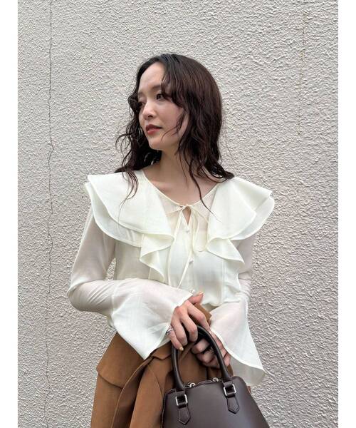 LAGUNAMOON(ラグナムーン)の「ラッフルシアーブラウス(シャツ/ブラウス・レディース・アイボリー/ブラック/イエロー・FREE)」の20枚目の写真