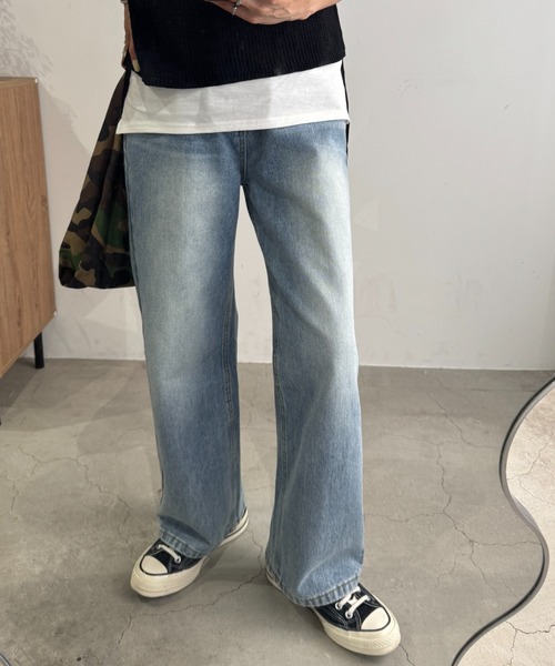 ISOOK（アイスー）の「ウォッシュワイドデニムパンツ(chiica select) / ハイウエスト ヴィンテージ風 古着風 色褪せ加工 ストレート フルレングス 水色 ライトブルー（デニムパンツ・レディース・ライトブルー・S/L/M）」の4枚目の写真