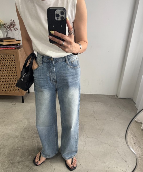 ISOOK（アイスー）の「ウォッシュワイドデニムパンツ(chiica select) / ハイウエスト ヴィンテージ風 古着風 色褪せ加工 ストレート フルレングス 水色 ライトブルー（デニムパンツ・レディース・ライトブルー・S/L/M）」の7枚目の写真