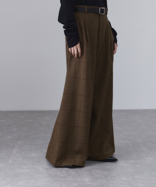 ADAM ET ROPE'(アダムエロペ)の「ツイストシームチェックワイドパンツ(その他パンツ・レディース・ブラウン系その他2・34/36/38)」の8枚目の写真