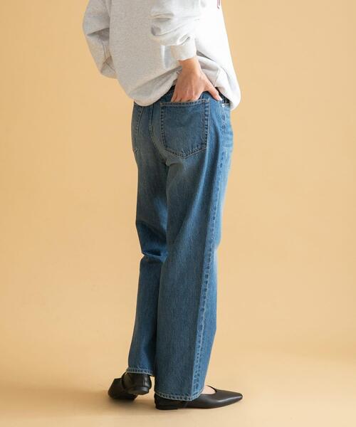 URBAN RESEARCH Sonny Label（アーバンリサーチサニーレーベル）の「USEDLIKEストレートデニム（デニムパンツ・レディース・グレー/インディゴブルー・34/36/38）」の5枚目の写真