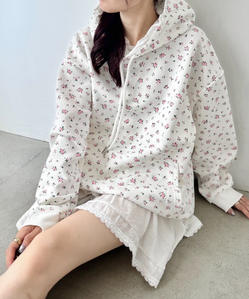 セール】小花柄フーディートップス（スウェット）｜SOLLON.（ソルロン