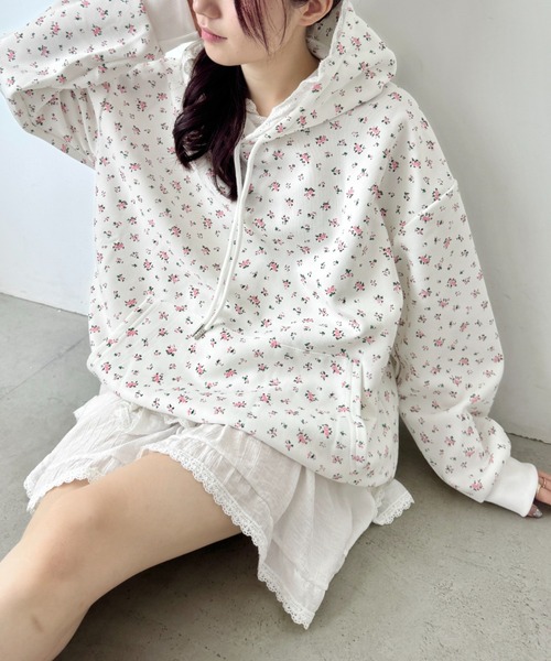 セール】小花柄フーディートップス（スウェット）｜SOLLON.（ソルロン