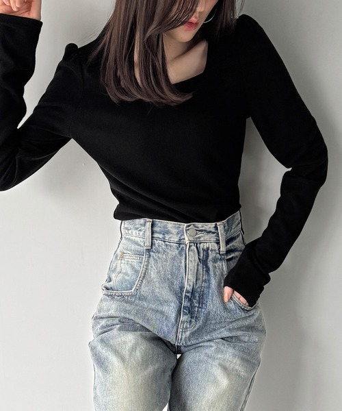 junoah(ジュノア)の「前後2way長袖パフスリーブカットソー(Tシャツ/カットソー・レディース・グレー/アイボリー/ブラック・LARGE/MEDIUM/SMALL)」の1枚目の写真
