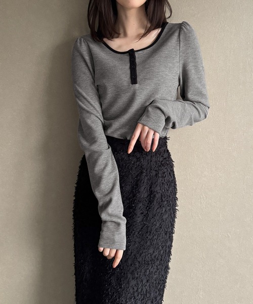 junoah(ジュノア)の「前後2way長袖パフスリーブカットソー(Tシャツ/カットソー・レディース・グレー/アイボリー/ブラック・LARGE/MEDIUM/SMALL)」の12枚目の写真