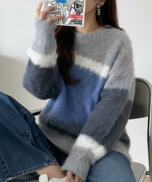 UNDOVE(アンドゥーブ)の「UNDOVE ニュアンス柄もっちりシャギーニット 【配色ニット/波柄/冬ニット/UVカット/もこもこ】(ニット/セーター・レディース・グリーン系その他/ブルー系その他/ブラック系・MEDIUM/LARGE/X-LARGE)」の3枚目の写真