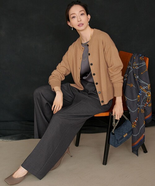 23区【STORY掲載】ピュアカシミヤ クルーネック カーディガン 見上愛さん着用/STORY掲載】ピュアカシミヤ クルーネック カーディガン