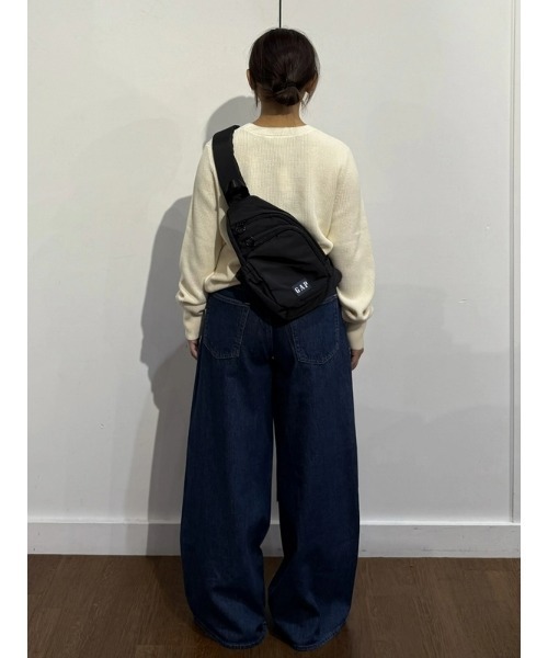 [00s OLD GAP] Y2K マルチポケット ボディバッグ ウエストバッグ 00s OLD GAP] Y2K マルチポケット ボディバッグ ウエストバッグ