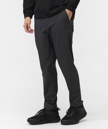 TIGORA（ティゴラ）の「ティゴラ TIGORA 4WAYストレッチテーパードパンツ（その他パンツ）」