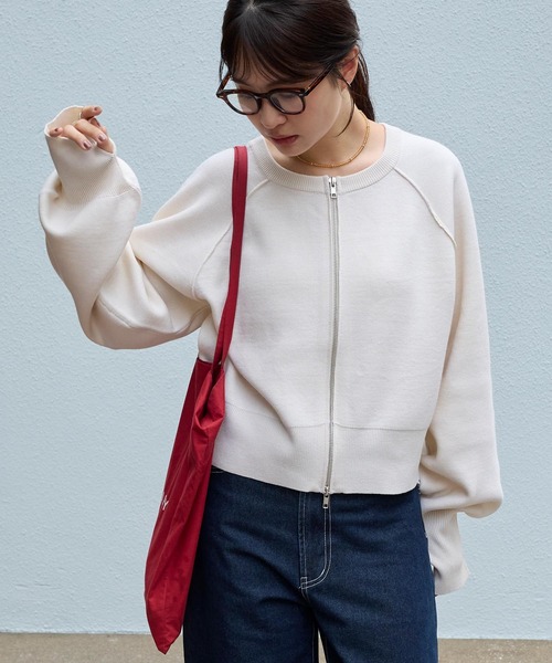 MONO-MART（モノマート）の「前後2WAY｜ダブルジップ ショートカーデ（スウェットライク）（カーディガン/ボレロ・レディース・杢グレー/アイボリー/ブラック/ネイビー/ピンク/レッド/ブラウン/モカ/ダークグレー・FREE）」の20枚目の写真