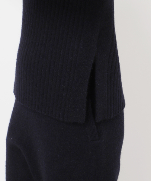 VERMEIL par iena（ヴェルメイユパーイエナ）の「wool yak mix rib Knit プルオーバー（ニット/セーター・レディース・ブラウン/ネイビー・FREE）」の5枚目の写真
