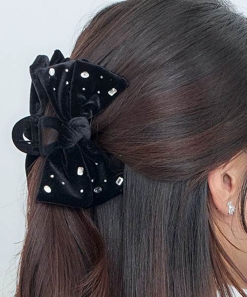 VERSACE リボン型ヘアクリップ VERSACE リボン型ヘアクリップ Right Gianni Ribbon Hair Clip