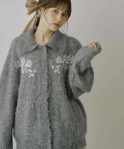 HEIREN(ヘイレーン)の「【HEIREN】モヘアタッチ刺繍入りカーディガン(カーディガン/ボレロ・レディース・ライトパープル/チャコールグレー/アイボリー・FREE)」の5枚目の写真