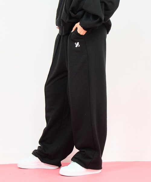 ANAP(アナップ)の「ラウンジウェア 裏毛 ドロストパンツ【ジュニアお揃い】【親子お揃い】(スウェットパンツ・レディース・ピンク/ブラック/グレー・M/L)」の7枚目の写真