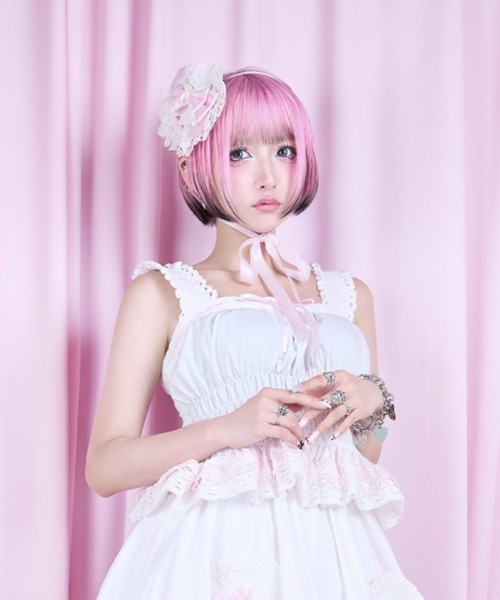 AVENCHUMU（アバンチュウム）の「Skull illustration print cami tops（キャミソール・レディース・ピンク/ホワイト/ブラック・FREE/XS）」の4枚目の写真