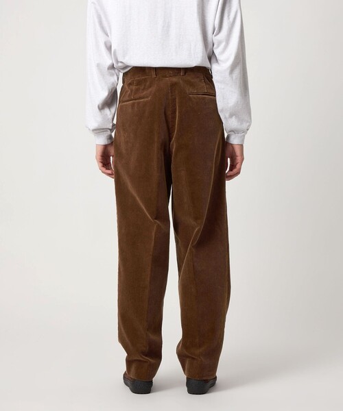 Steven Alan（スティーブンアラン）の「＜Steven Alan＞ 8W コーデュロイ アウト ワンプリーツ スラックス（スラックス・メンズ・オフホワイト/ブラック/ダークグレー/ダークブラウン・S/M/L/XL）」の17枚目の写真