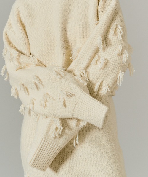 W:Huku(フーク)の「ポイントフリンジ ショート丈 ニット セーター / Pointed Fringe Short Knit(ニット/セーター・レディース・チャコール/アイボリー/ブラック・FREE)」の7枚目の写真