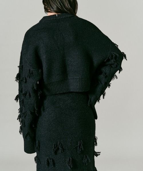 W:Huku(フーク)の「ポイントフリンジ ショート丈 ニット セーター / Pointed Fringe Short Knit(ニット/セーター・レディース・チャコール/アイボリー/ブラック・FREE)」の18枚目の写真