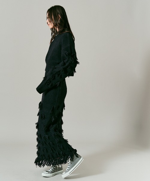 W:Huku(フーク)の「ポイントフリンジ ショート丈 ニット セーター / Pointed Fringe Short Knit(ニット/セーター・レディース・チャコール/アイボリー/ブラック・FREE)」の20枚目の写真