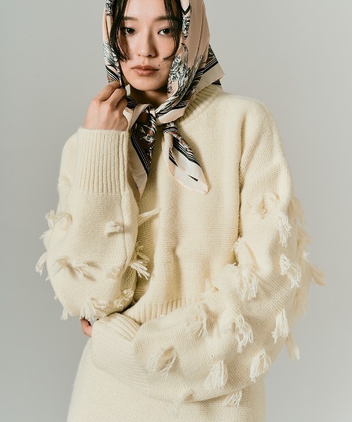W:Huku(フーク)の「ポイントフリンジ ショート丈 ニット セーター / Pointed Fringe Short Knit(ニット/セーター・レディース・チャコール/アイボリー/ブラック・FREE)」の17枚目の写真