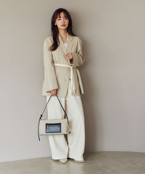 ADAM ET ROPE'（アダムエロペ）の「【赤埴奈津子さんコラボ】マルチワンショルダーバッグ(スモール)（ショルダーバッグ・レディース・キナリ/ブラック/ブラック系その他・FREE）」の7枚目の写真