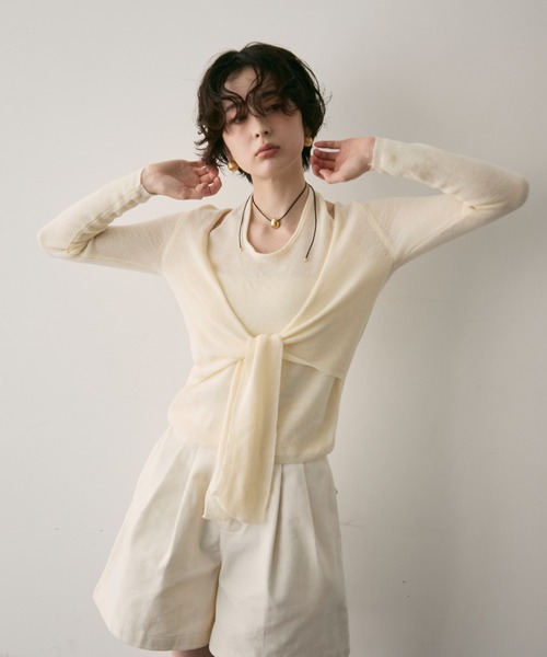 Trish（トリッシュ）の「ホルターネックカーディガン風ニットプルオーバー（ニット/セーター・レディース・チャコールグレー/アイボリー・FREE）」の4枚目の写真