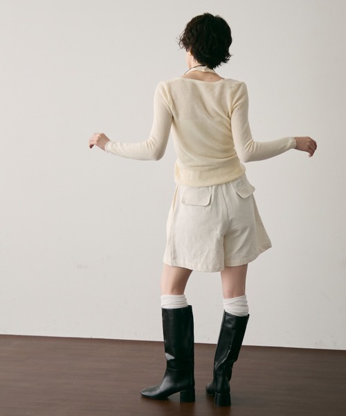 Trish（トリッシュ）の「ホルターネックカーディガン風ニットプルオーバー（ニット/セーター・レディース・チャコールグレー/アイボリー・FREE）」の13枚目の写真